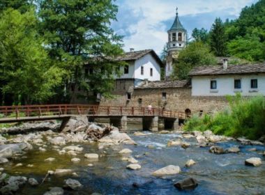 Дряново- на екскурзия между хумора и историята!